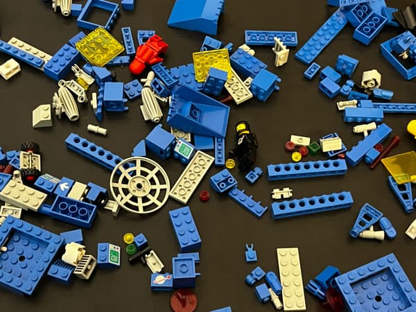6951 LEGO Space Command Centre