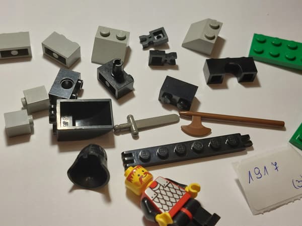 LEGO 1917 King’s Catapult