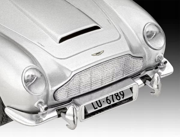 Revell Aston Martin DB5 1/24 Scale Advent Calendar – Model Kit