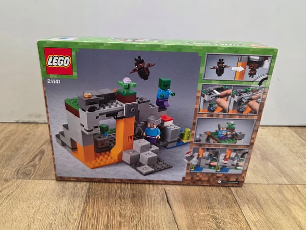 LEGO Minecraft 21141 Zombie Cave