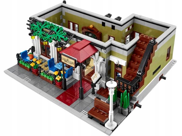 LEGO Creator Expert 10243 Parisian Restaurant Set