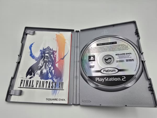 PLAYSTATION 2 FINAL FANTASY XII