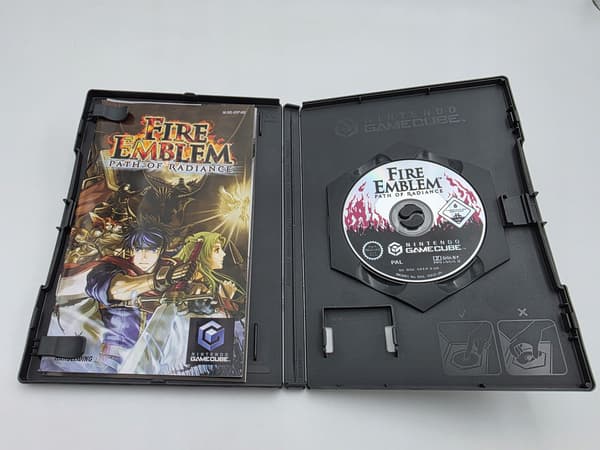 NINTENDO GAMECUBE FIRE EMBLEM: PATH OF RADIANCE – ORIGINAL