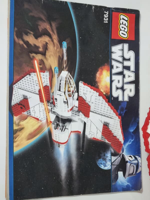 LEGO 7931 Star Wars T-6 JEDI SHUTTLE 7931 – set pieces