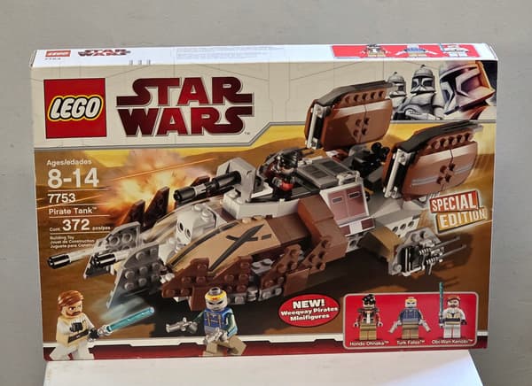 LEGO Star Wars 7753 Pirate Tank