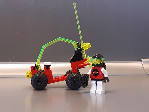 LEGO Space M:tron 6833 Beacon Tracer (No. 4)