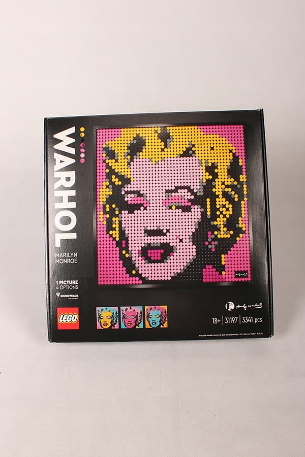 Lego Art Andy: Marilyn Monroe Set 31197 ((((dented box))))