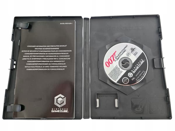 JAMES BOND 007: EVERYTHING OR NOTHING Nintendo GameCube boxed copy