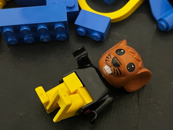 328 LEGO Moe’s Mouse Car