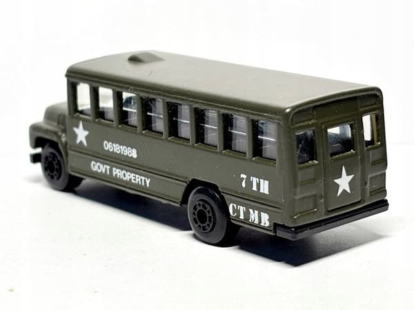 MATCHBOX – SCHOOL BUS (B6)