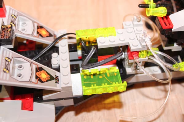 LEGO CLASSIC SPACE 6979 Interstellar UFO Starfighter – a unique set