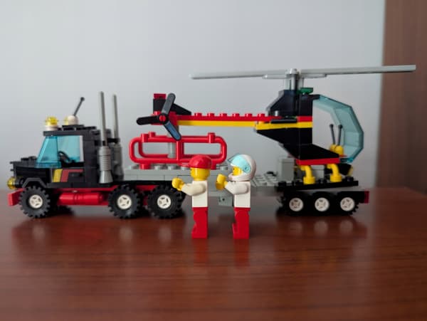 Lego 6357 Truck with Helicopter