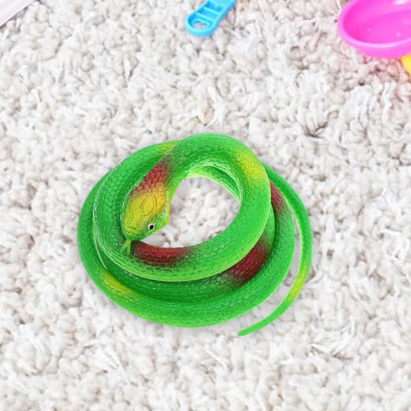 FAKE SNAKE FOR PLAY AND SCARY DECORATIONS