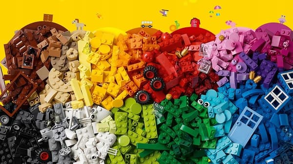 LEGO Classic 1,500-piece set