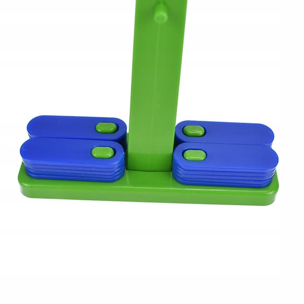 The children’s balance scale set includes 20 ‘Manipulative Maths’ weights for girls