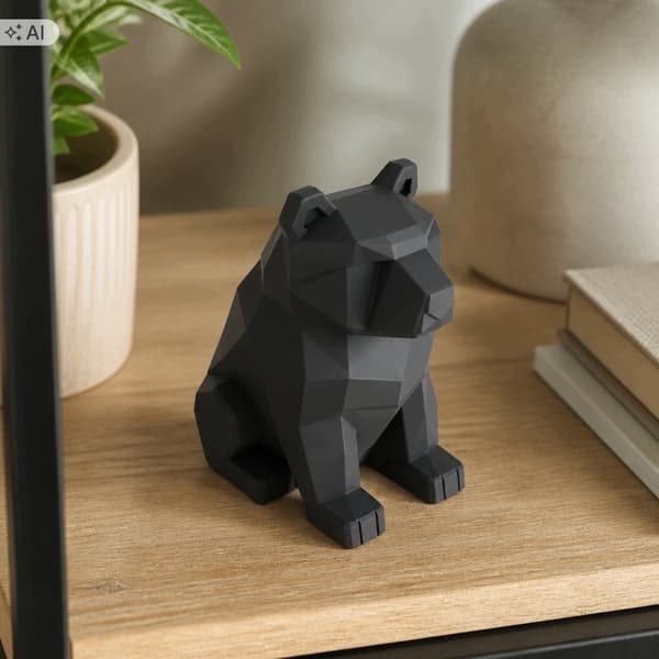 LOW-POLY BEAR FIGURINE – SITTING DECORATION – MANY COLOURS