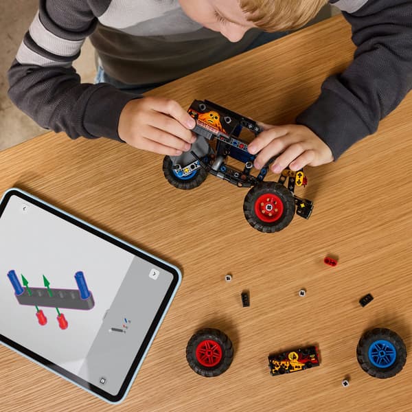 LEGO Technic 42219 Monster Jam Grave Digger: Fire and Ice 42219