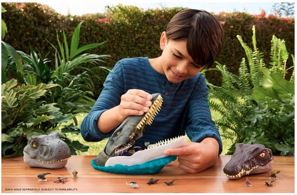 MATTEL JURASSIC WORLD MOSASAURUS DELUXE INTERACTIVE SET WITH SOUNDS AND FIGURES