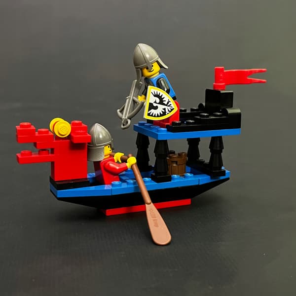 6018 LEGO The Black Knight's Ship