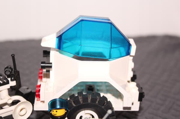 LEGO SPACE CLASSIC 6885 Saturn Base Main Team Set