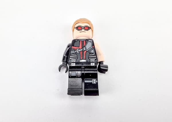 :: LEGO Super Heroes Hawkeye Figure ::