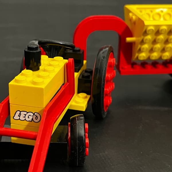 378 LEGO Tractor
