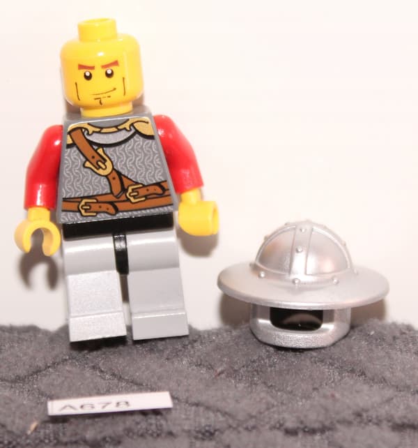 LEGO KINGDOMS CASTLE cas447 KNIGHT FROM SET 7948 A678