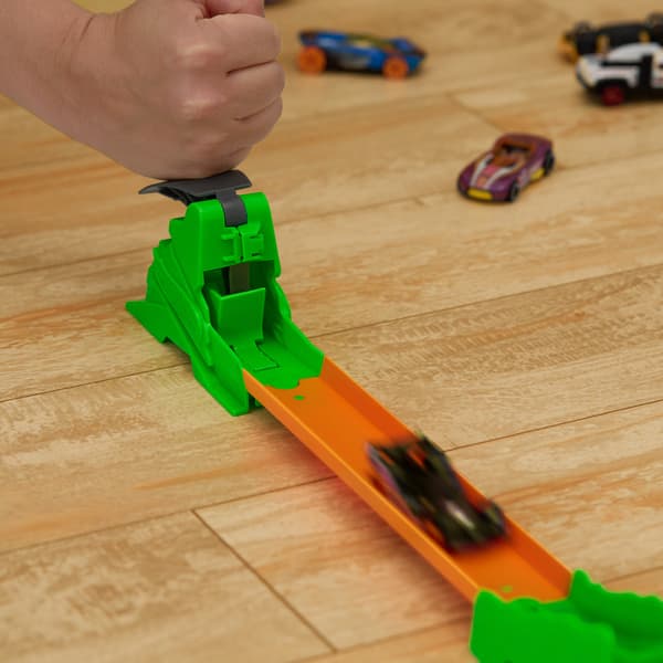 Hot Wheels Track Builder Track Set with Racing Accessories + Vehicle