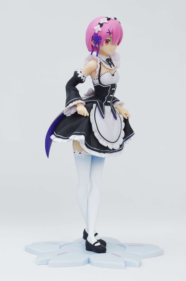 Re:Zero Anime Ram Curtsey Premium SEGA Rem Figurine