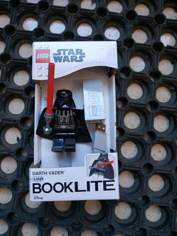 LEGO STAR WARS Darth Vader figurine lamp