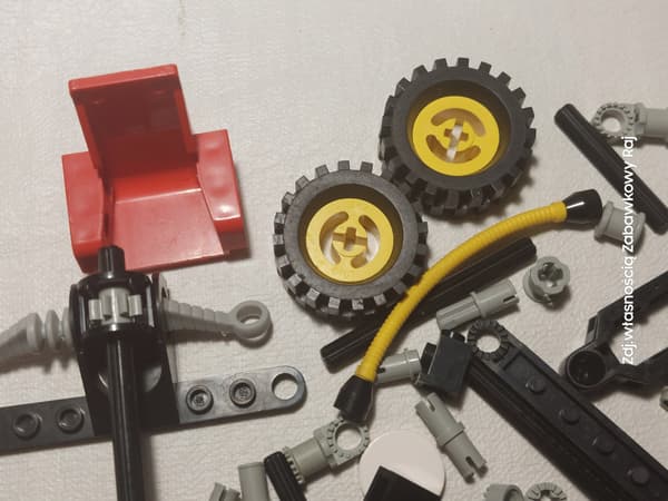 LEGO 8832 Roadster