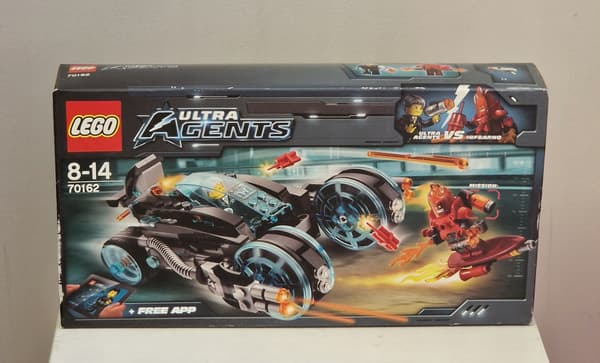 LEGO Ultra Agents Agent 70162 Convertible