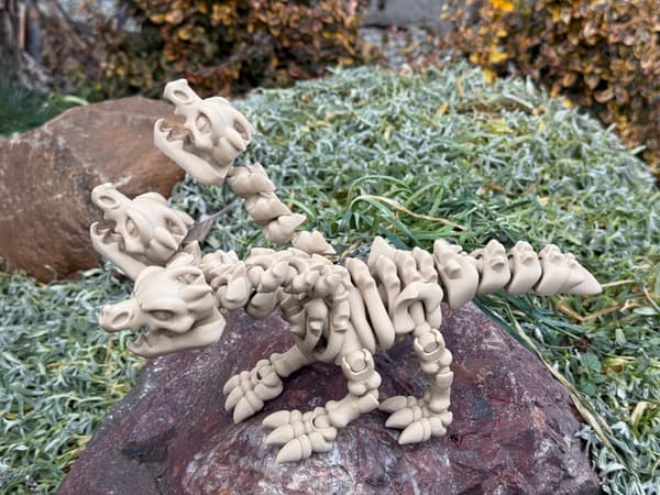 Hydra 3D – dragon skeleton, a fully articulated figure with three heads