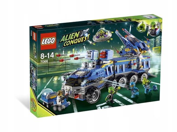 LEGO 7066 Alien Conquest: Earth Defence Command Centre