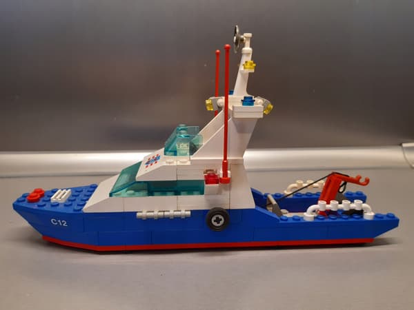 LEGO 6353 Coastal Cutter (No. 2)
