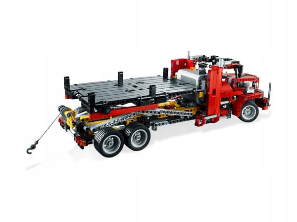 LEGO Technic 8109 – Tow Truck