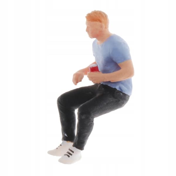 1:64 Painted ‘Lurking’ doll – Action Figure Model A
