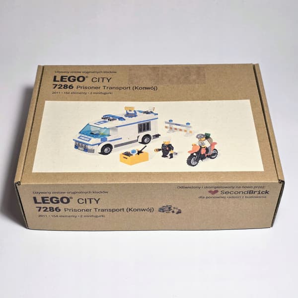 LEGO CITY 7286 – Prisoner Transport – 2011 – Complete Set