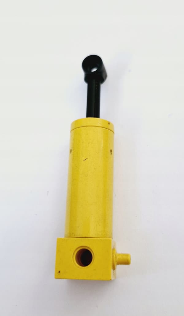 LEGO 4701 old-style pneumatic cylinder
