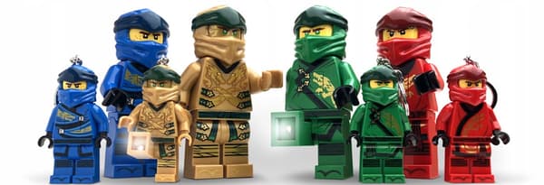 LEGO NINJAGO LED TORCH KEYRING – LLOYD FIGURINE KEYRING WITH TORCH
