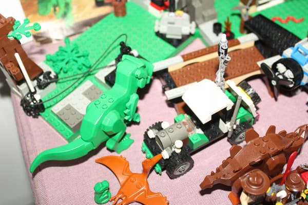 LEGO ADVENTURES Classic 5987 SET INSTRUCTIONS: Dino Research Compound