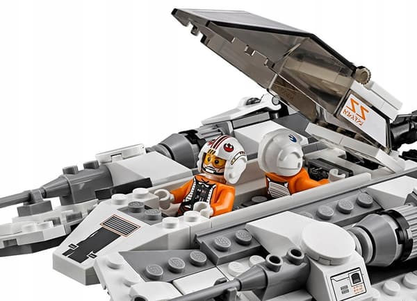 LEGO Star Wars Snowspeeder Set 75049
