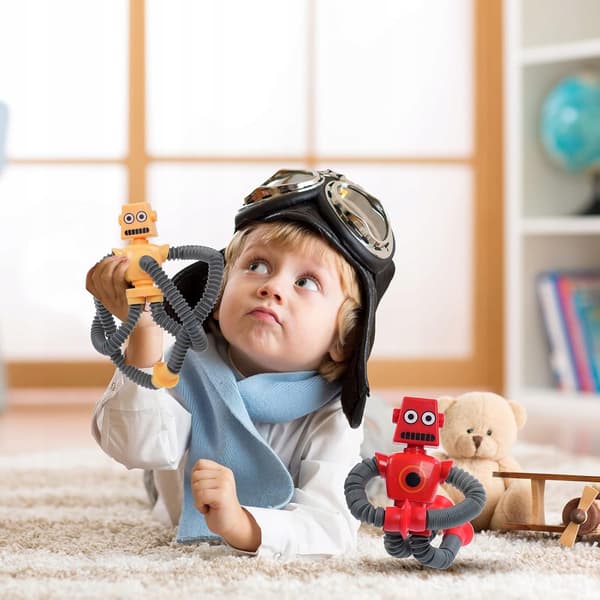 TELESCOPIC ROBOTS WITH SUCTION CUPS ON THEIR LIMBS – SENSOR-EQUIPPED SET OF 4