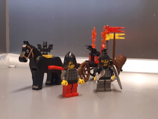 Lego Castle 6027 Bat Lord’s Catapult (No. 2)