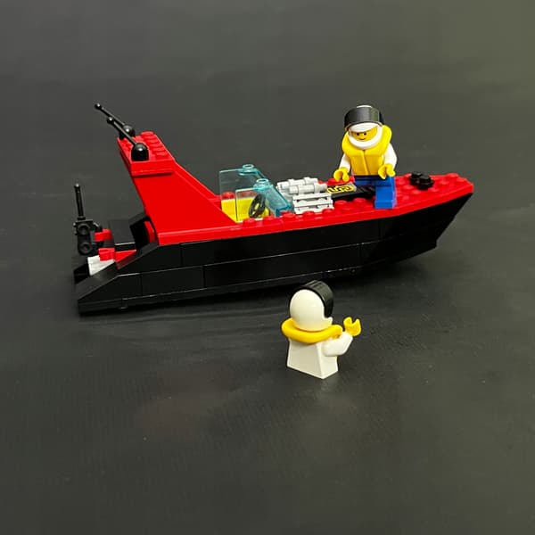 6679 LEGO Speedboat
