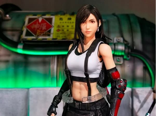 Tifa Lockhart Figure from Final Fantasy VII Rebirth, 20 cm