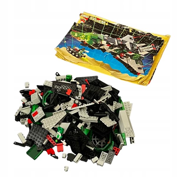 6984 LEGO Space Police Command Centre