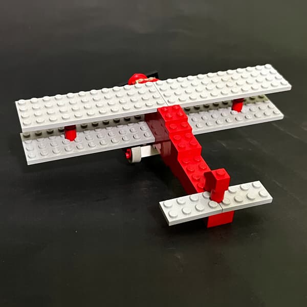 328 LEGO Biplane