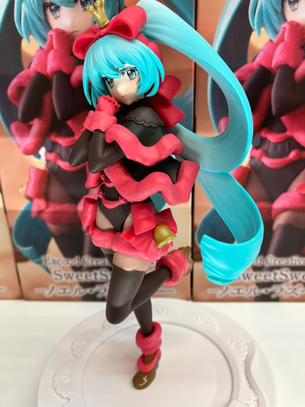 Hatsune Miku PVC Statue – SweetSweets Series: Noel Raspberry Ver. – 21 cm