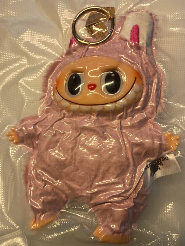 POP MART LABUBU Collectible Figurine – Original Pink